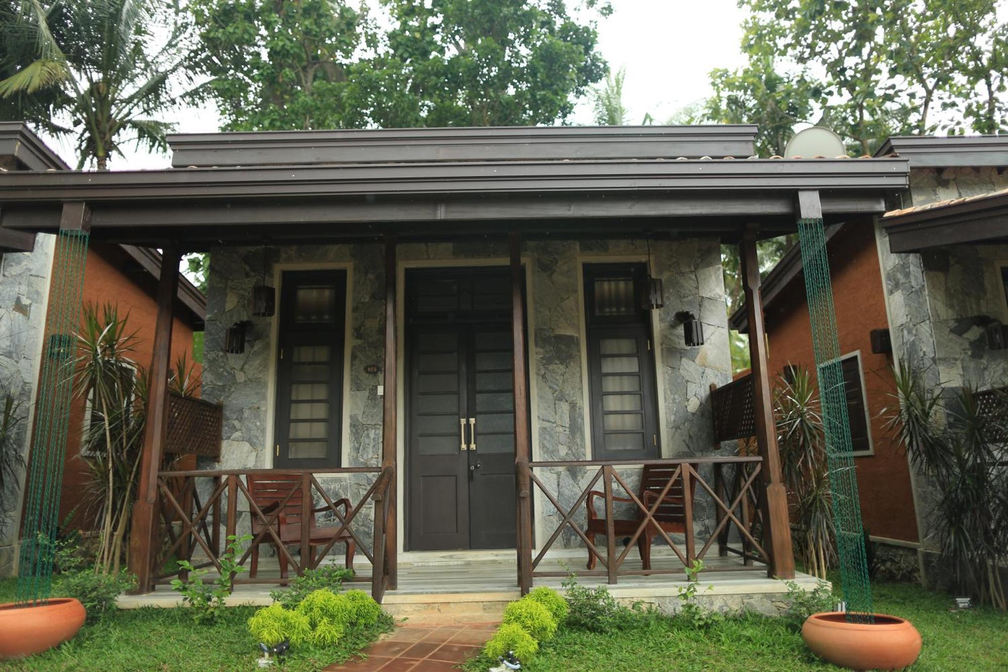 Villa Pinnawala Luaran gambar
