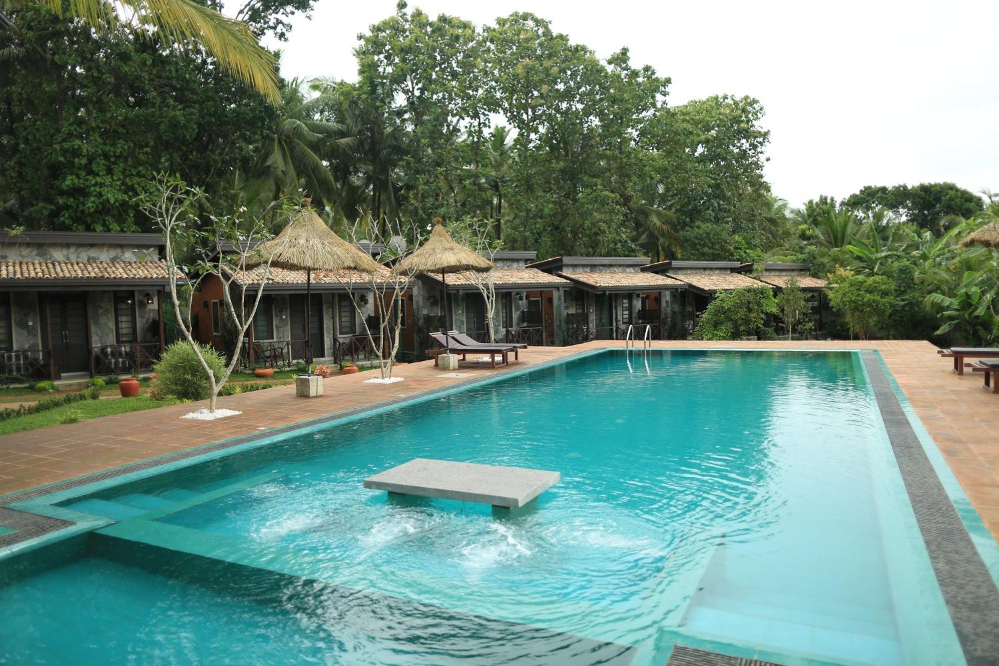 Villa Pinnawala Luaran gambar