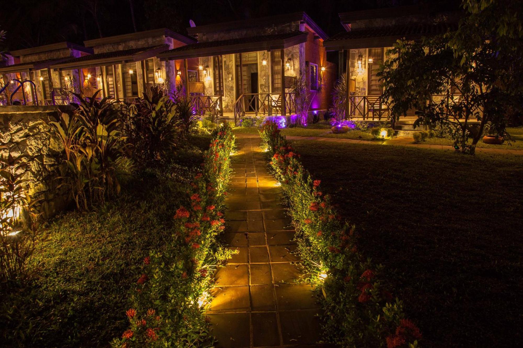 Villa Pinnawala Luaran gambar