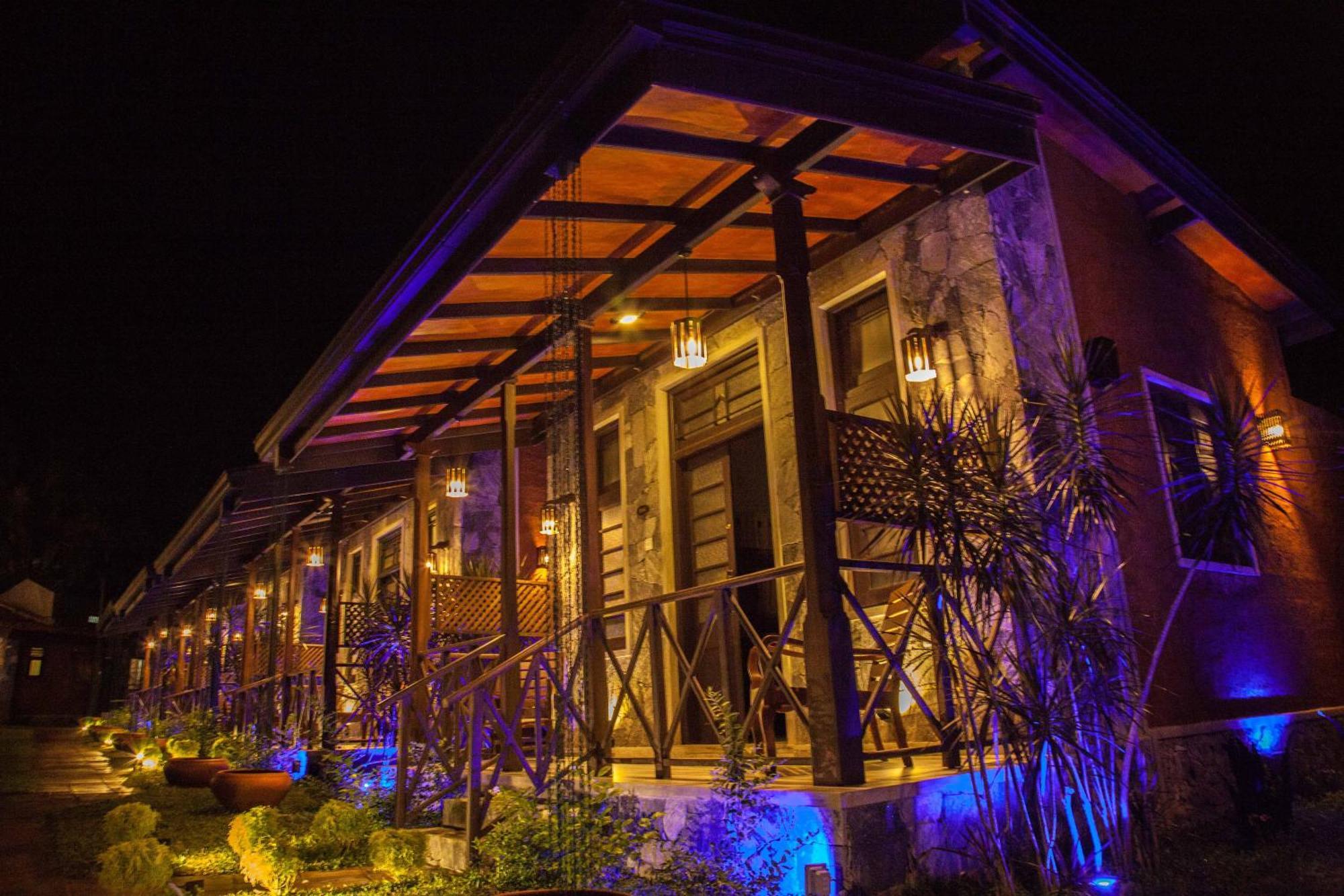 Villa Pinnawala Luaran gambar