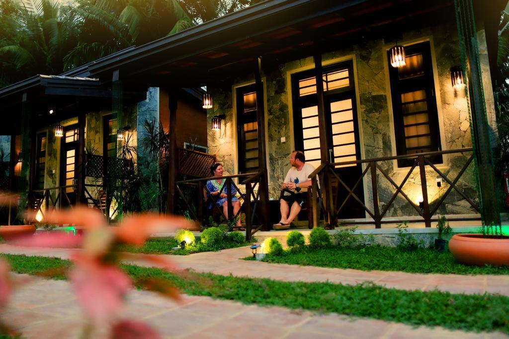 Villa Pinnawala Luaran gambar
